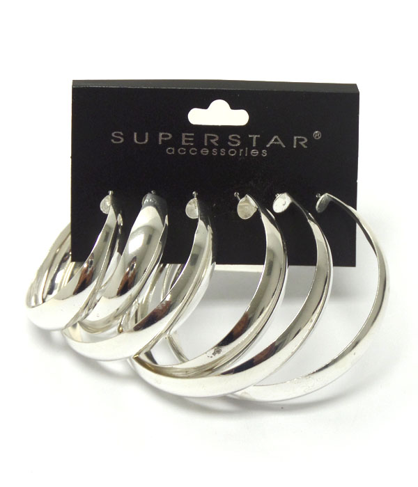 Multi size metal hoop earrings 