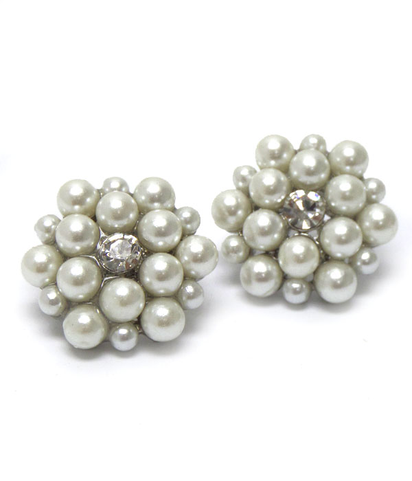Flower pearl earrings 
