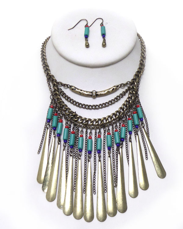Layer chainwith tassel and metal drop necklace set