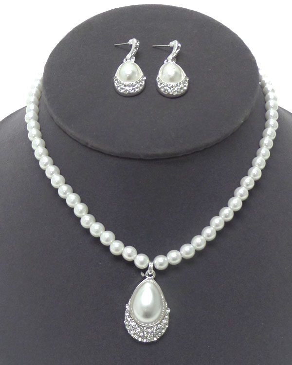 Pearl teardrop necklace set