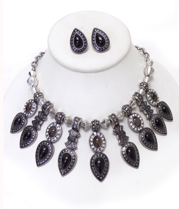 VINTAGE MULTI TEARDROP AND CRYSTAL DROP NECKLACE SET