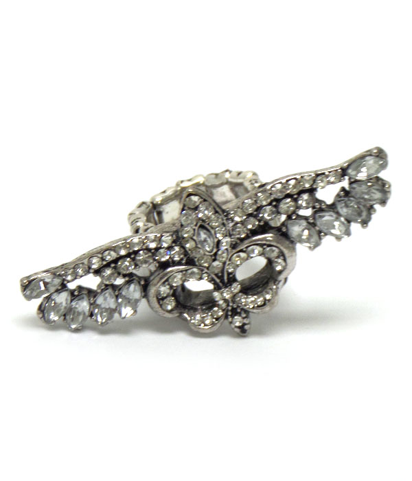 Fleur de lis wing crystal  ring 