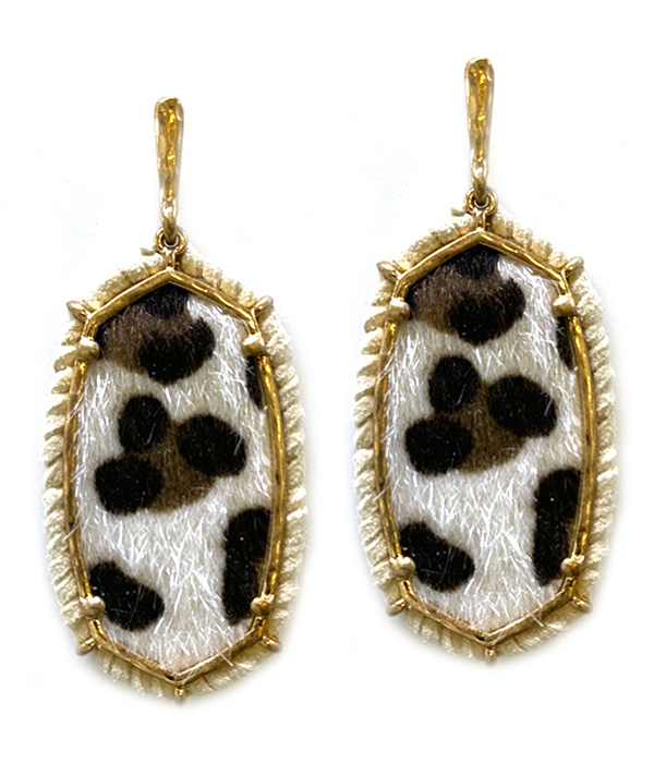 ANIMAL PRINT EARRING