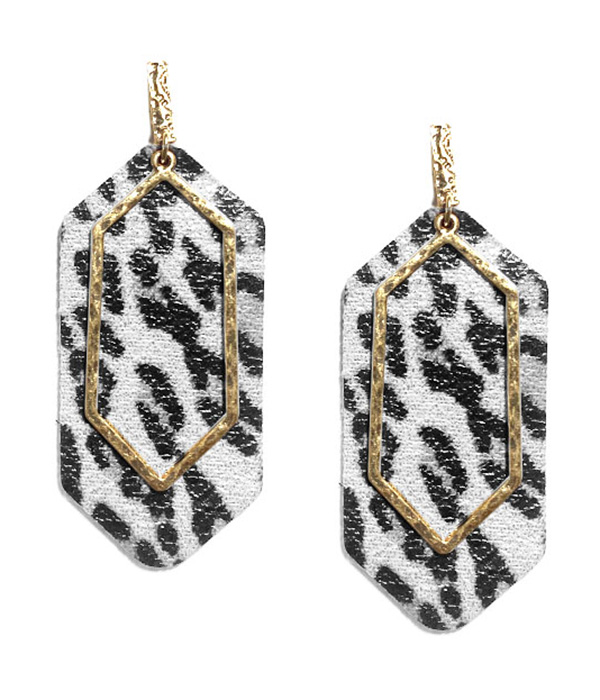 ANIMAL PRINT EARRING