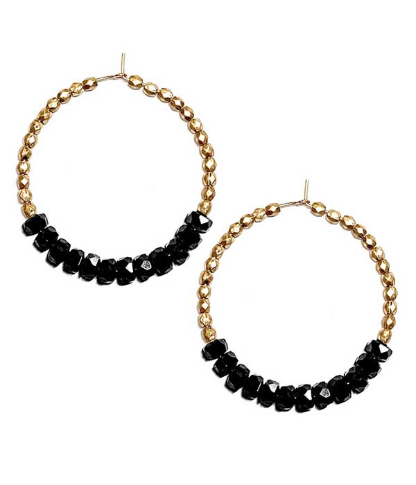 FACET STONE AND METAL SEEDBEAD HOOP EARRING