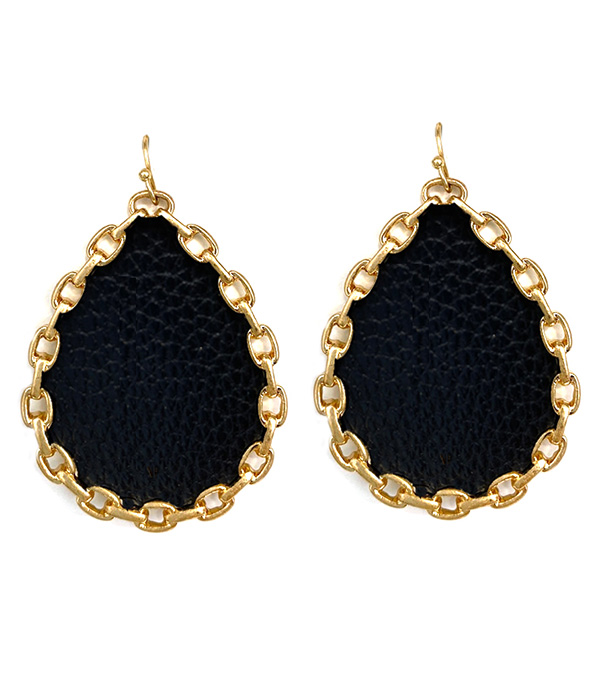 METAL CHAIN AND LEATHERETTE TEARDROP EARRING