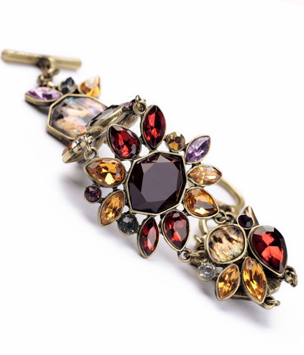 Boutique style abanone stone flower link bracelet