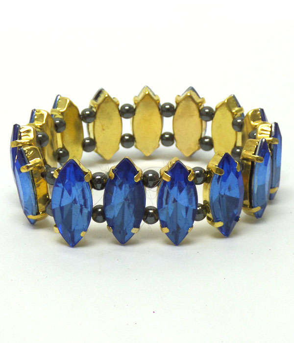 Linked stones and beads bracelet 