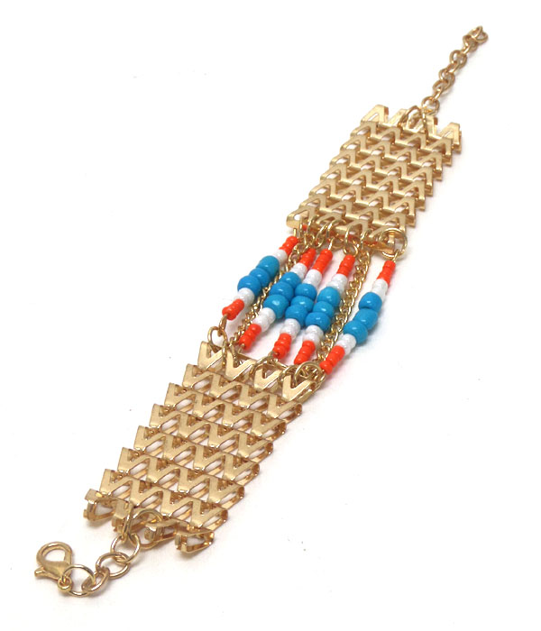 Seed bead chevron bracelet