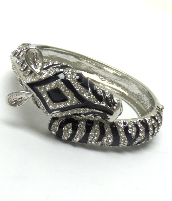 Thin zebra epoxy bangle 