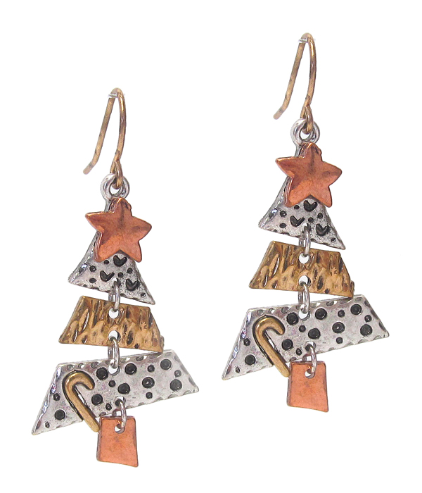 Christmas theme tree earring