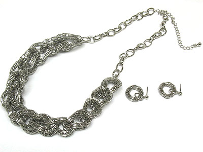 Mesh chain link necklace set