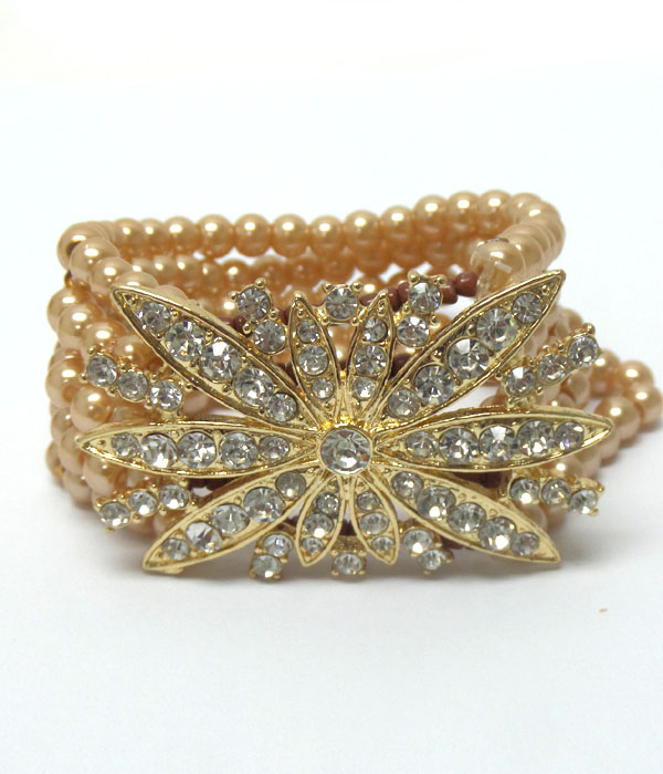 Five row pearl with flower bracelet