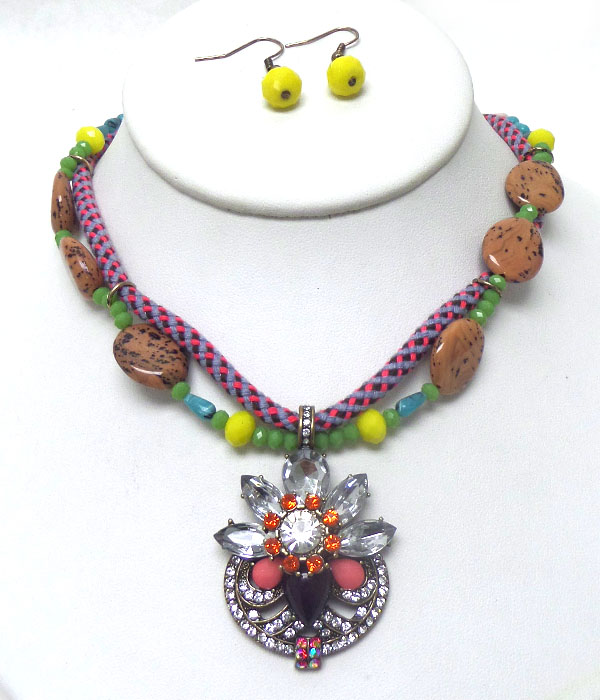 Stones and rope flower ith crystals necklace set