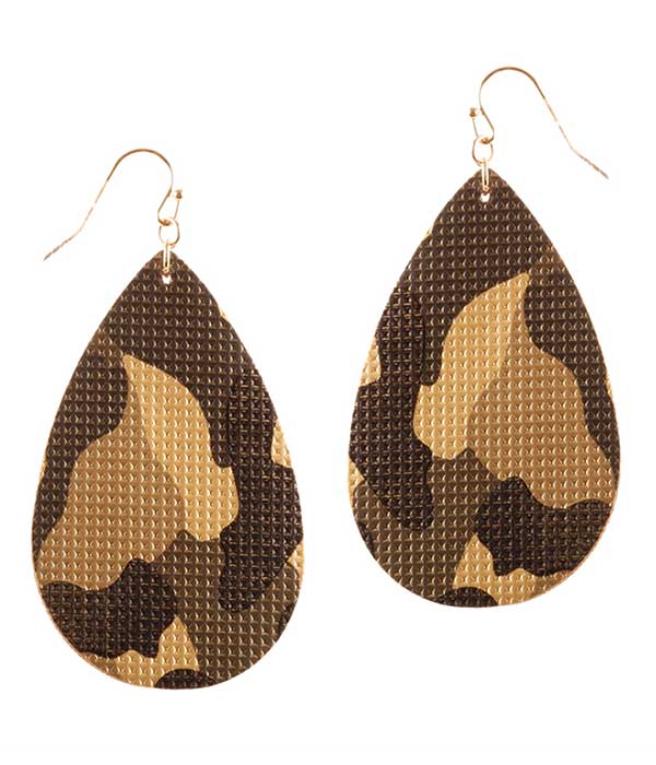 FAUX LEATHER MILITARY LOOK CAMOUFLAGE TEARDROP EARRING