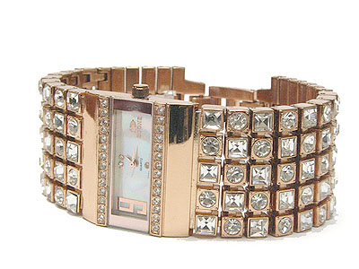 Designer style crystal band and crystal frame mop background watch 