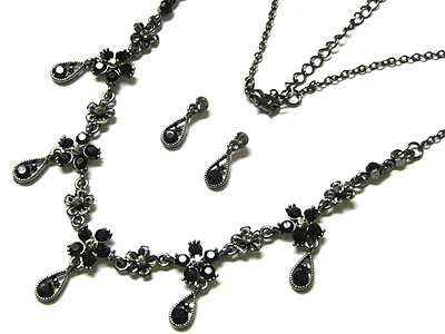 Austrian crystal necklace and earring set