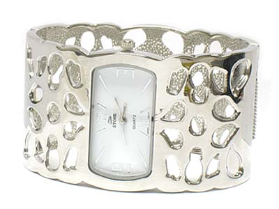 Metal leaf cuts large bangle watch