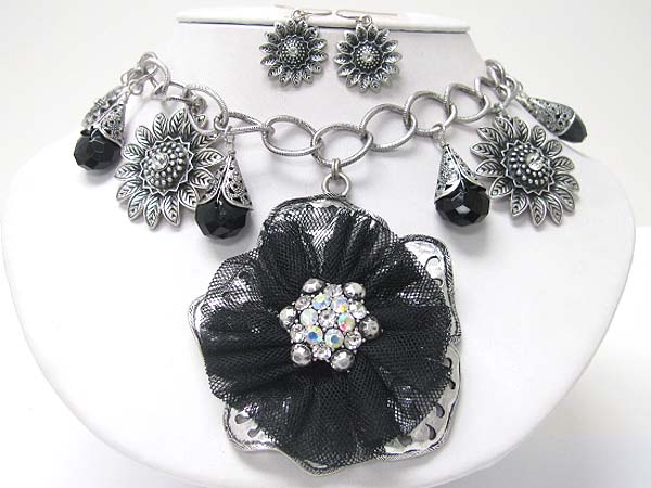 CRYSTAL AND CHIFFON MESH DECO METAL FLOWER PENDANT AND DANGLES NECKLACE EARRING SET