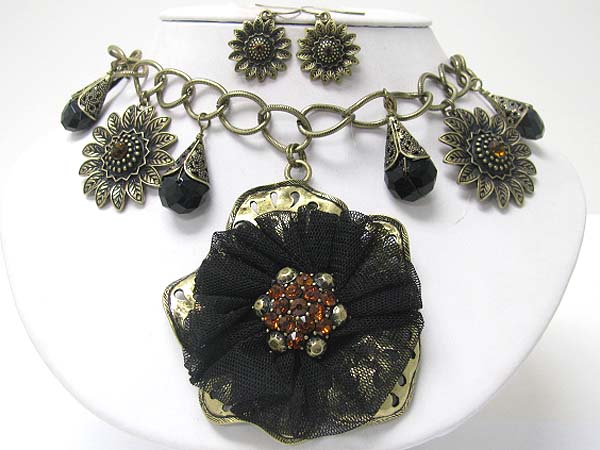 CRYSTAL AND CHIFFON MESH DECO METAL FLOWER PENDANT AND DANGLES NECKLACE EARRING SET