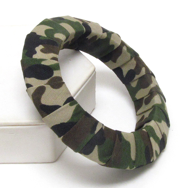 Military pattern wooden bangle bracelet
