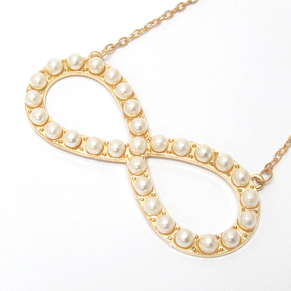 Infinite pendant necklace