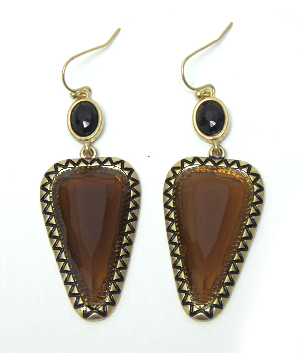 Zig zag borders with stone hook earrings