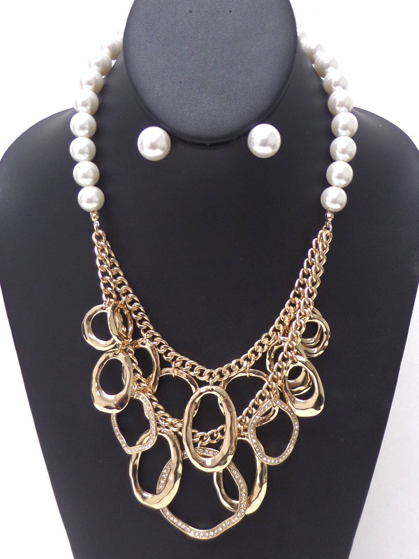 PEARLS WITH CHAIN DISKS LINKED NECKLACE SET