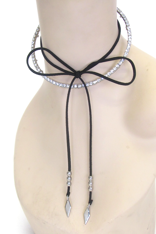 Crystal choker and suede bow double layer necklace