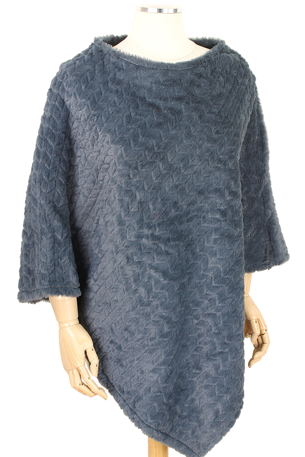 TEXTURED FAUX FUR PONCHO - 100% POLYESTER