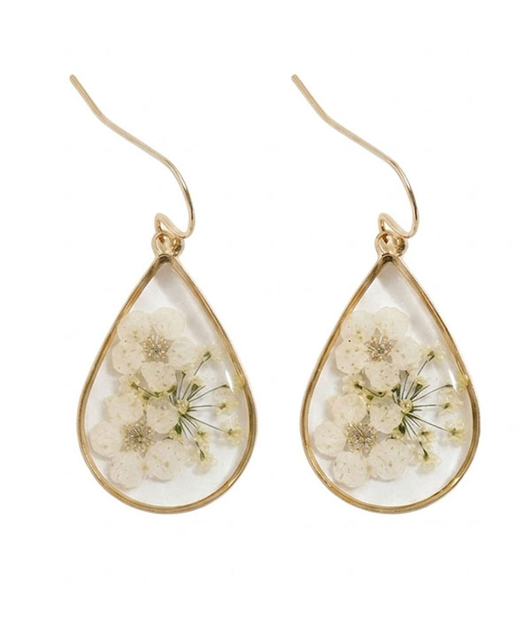 Dried flower teardrop earring