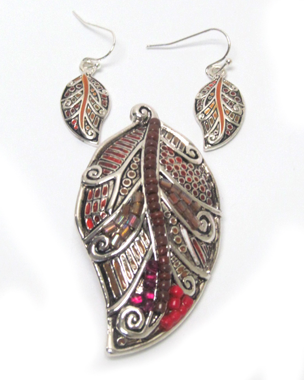 Multi bead mosaic leaf pendant and earring set