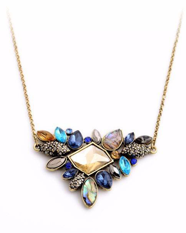 Boutique style mixed stone pendant necklace