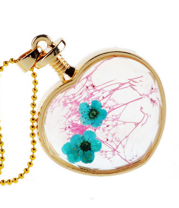 Vintage floating flower glass pendant necklace 