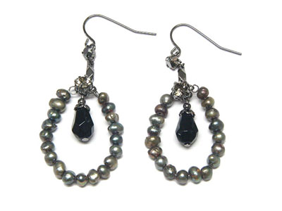 Fresh water pearl and crystal oval drop earring