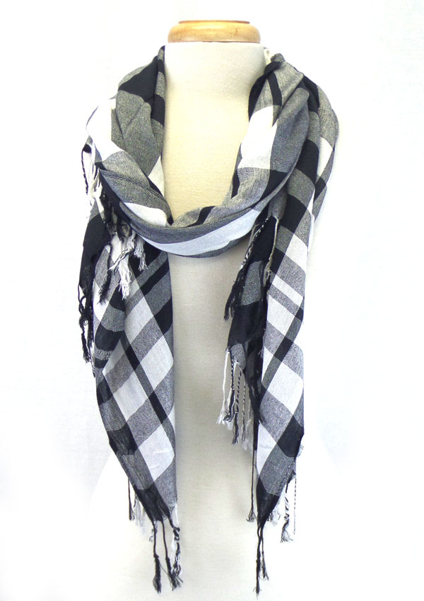 Checkers print with fringe drop scarf