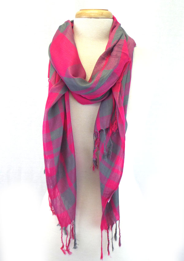 Checkers print with fringe drop scarf