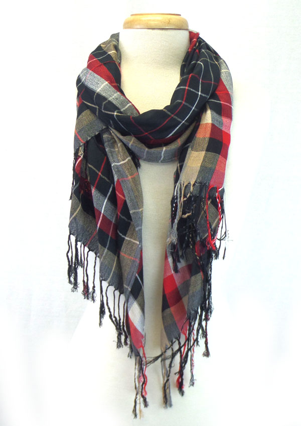 Checkers print with tassel scarf