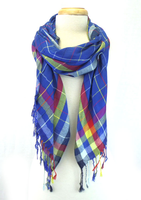 Checkers print with tassel scarf