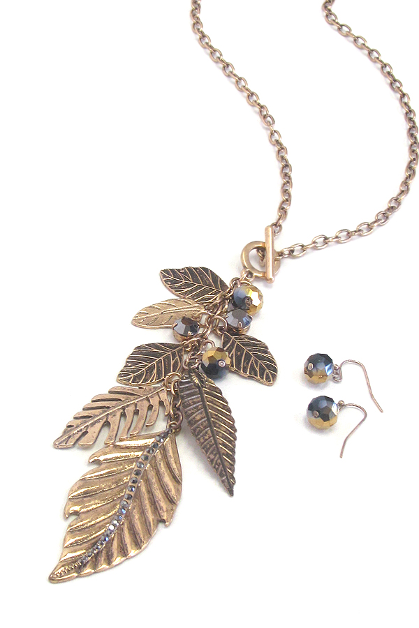 Multi metal feather toggle necklace set