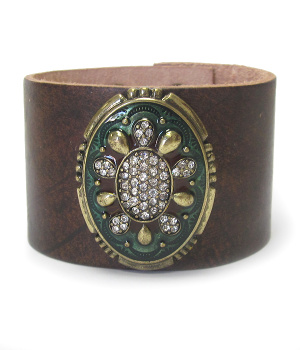 Thick leather button back bracelet - flower