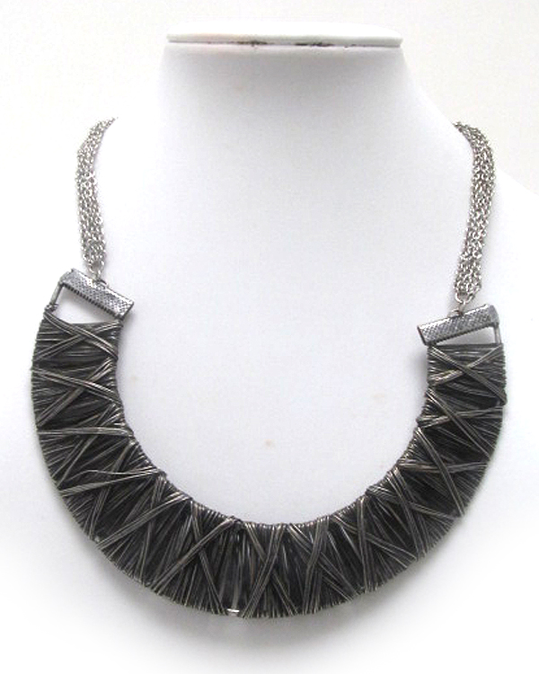 METAL WIRE WRAPPED HARF CHOKER NECKLACE