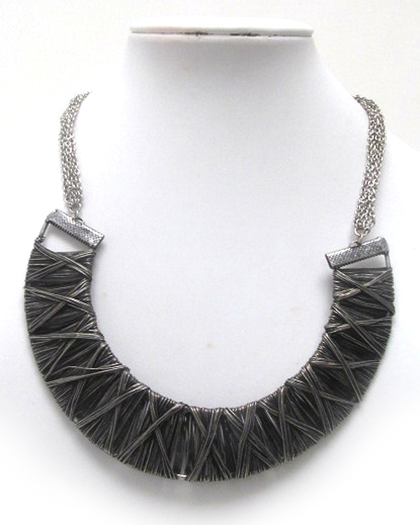 Metal wire wrapped harf choker necklace