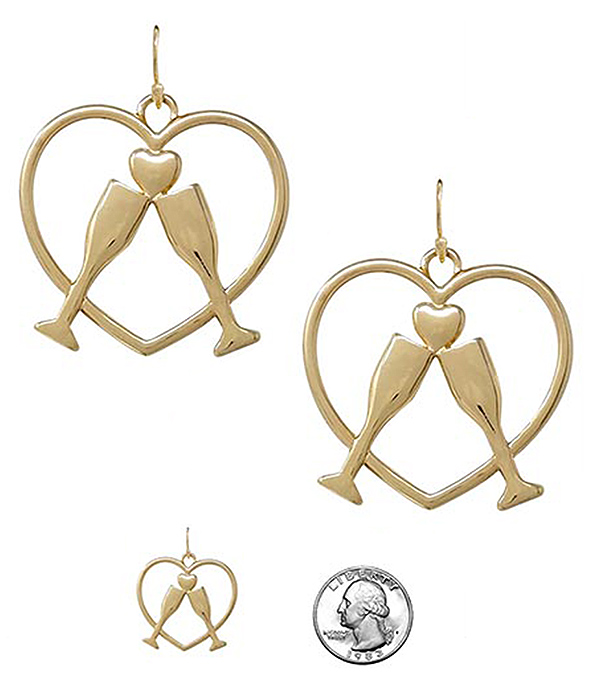 LOVE THEME METAL WIRE ART HEART EARRING