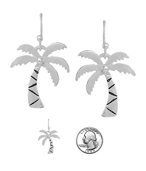 TROPICAL THEME METAL EARRING - PALM TREE