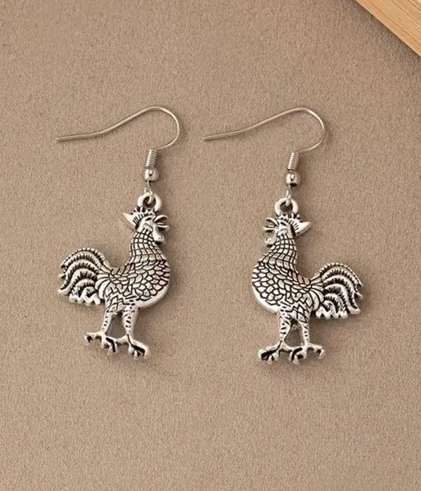 Farm theme rooster earring