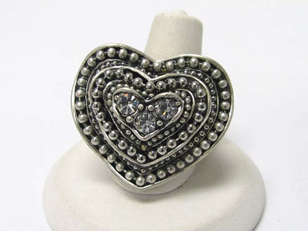 Crystal and and metal beads deco heart stretch ring