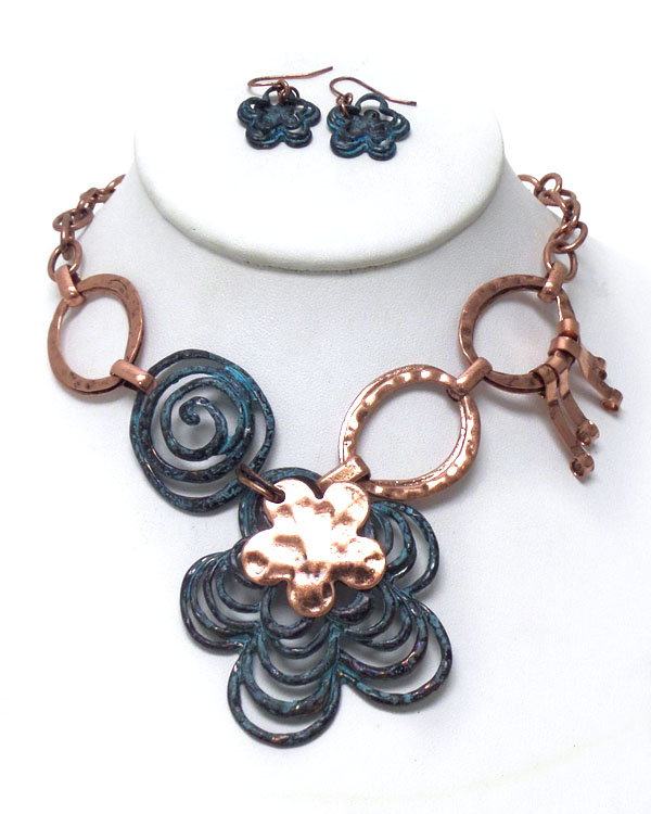 Rustic vintage multi metal flower necklace set