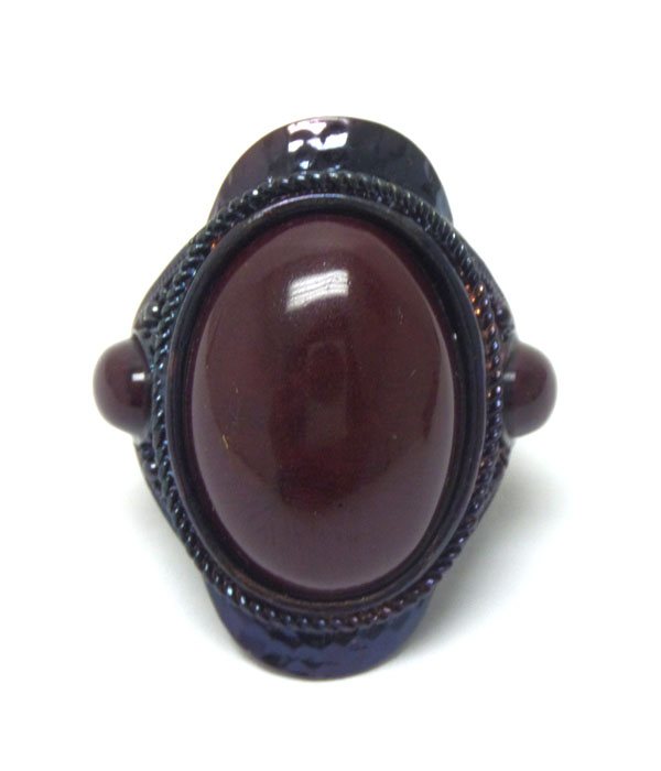 Puffy oval stone stretch ring