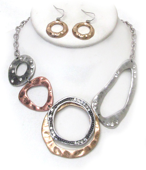 Chicos style vintage metal link necklace set